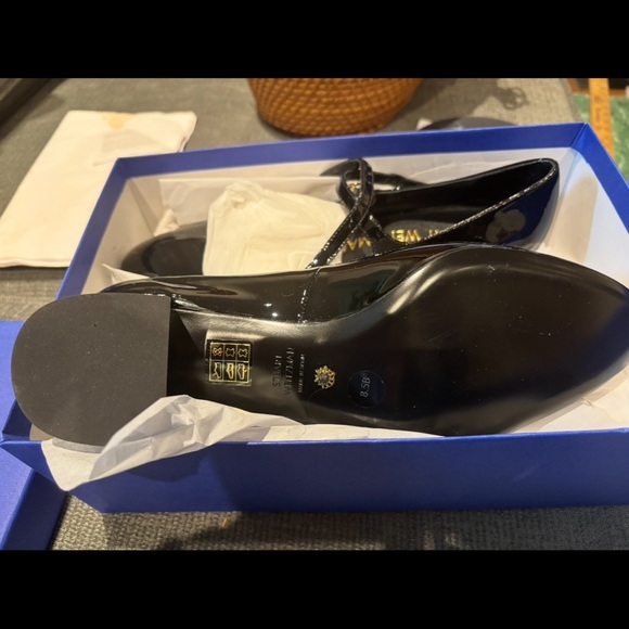 NEW Stuart Weitzman Black Patent Mary Jane shoes - Picture 3 of 4